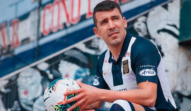 Édgar Benítez llega a Alianza Lima proveniente del Sportivo Luqueño de Paraguay. Foto: Twitter Alianza Lima