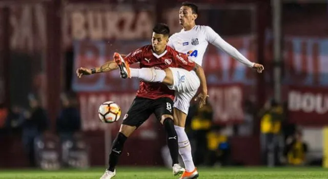 El Santos vs. Independiente se jugará en el Estadio Urbano Caldeira. Foto: EFE