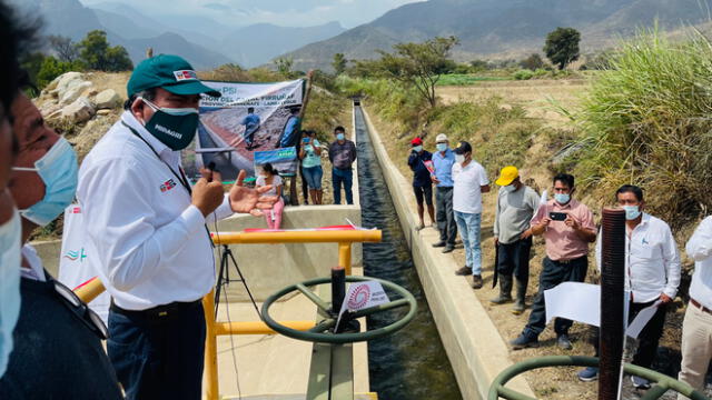 Viceministro José Muro Ventura inauguró canal Firruñaf en Pítipo, Ferreñafe. Foto: Midagri.