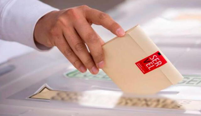 Los pactos electorales en esta ocasión son Chile Vamos y Apruebo dignidad. Foto: EFE