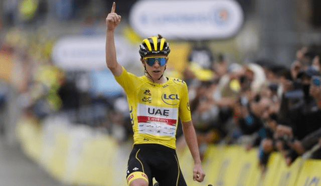 Tadej Pogacar se convirtió en el ciclista más joven en ganar dos Tour de Francia consecutivos. Foto: EFE