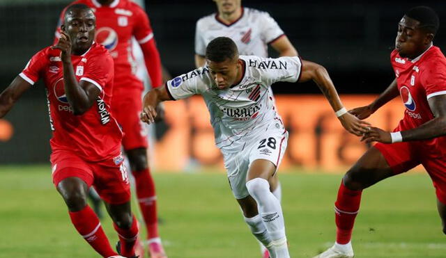 Atlético Paranaense venció al equipo colombiano por 0-1 en el partido ida. Fuente: EFE