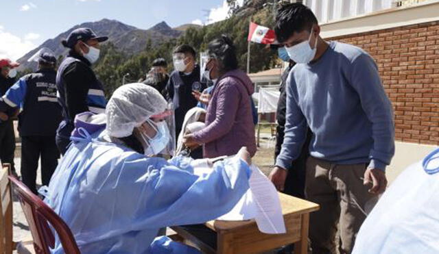 Se tiene como meta vacunar a más de 800.00 personas mayores de 18 años en la región. Foto: difusión