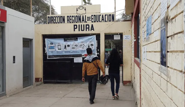 La Dirección Regional de Educación rescindió los contratos de los maestros. Foto: referencial