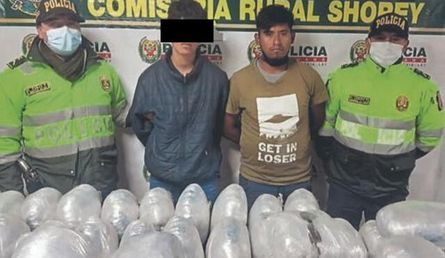 Los detenidos y la droga fueron puestos a disposición del Área Antidrogas de Trujillo. Foto: PNP