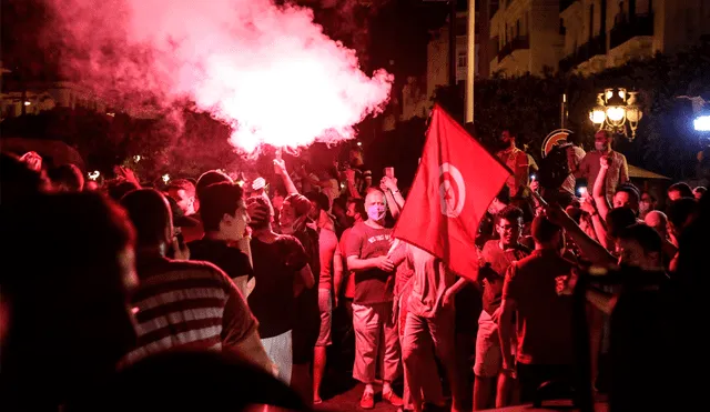 El presidente tunecino anunció el cese del primer ministro y la suspensión del Parlamento, así como la retirada con efecto inmediato de la inmunidad parlamentaria de todos los diputados. Foto: EFE