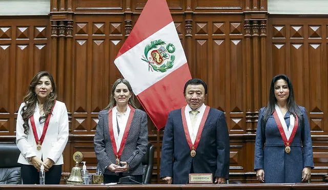 María del Carmen Alva, titular del Congreso, tiende la mano al Ejecutivo para trabajar juntos, pero a su vez dice que defenderá los fueros legislativos. Foto: difusión