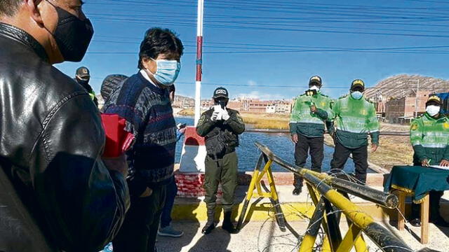 En Puno. Evo Morales ingresó al Perú por Desaguadero.