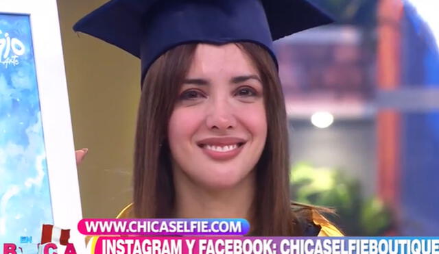 Rosángela Espinoza culminó su carrera de marketing. Foto: captura América TV