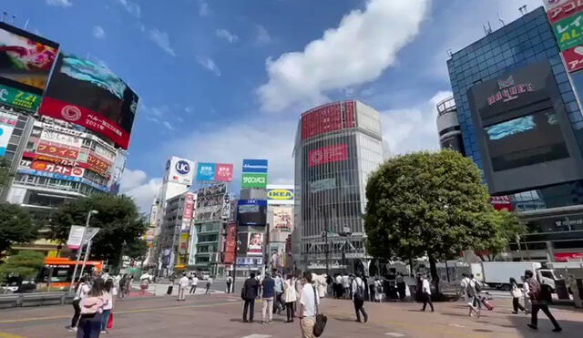 Las gigantes pantallas publicitarias de Shibuya Crossing, Japón, proyectaron un video donde se apreciaba las maravillas de nuestro país. Foto: captura Cancillería