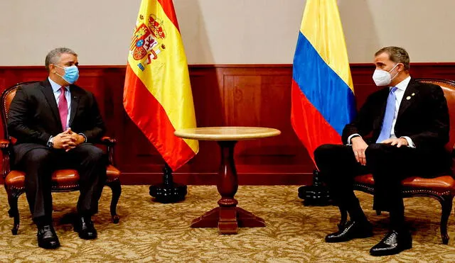 Iván Duque conversó con Felipe VI luego de que ambos se reunieran con Pedro Castillo. Foto: EFE