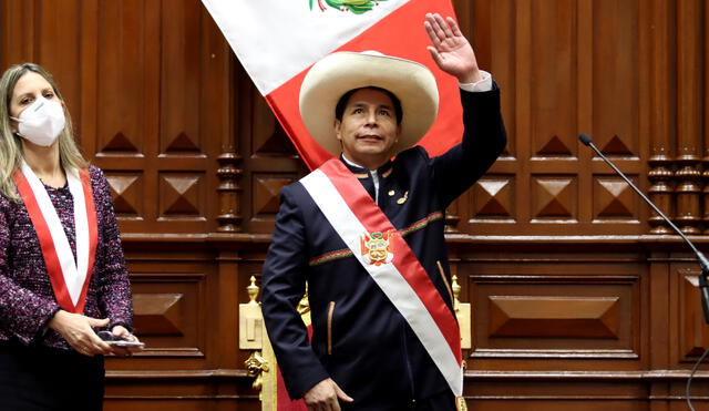 Castillo juró como presidente de la República este miércoles 28 de julio en el Congreso. Foto: Presidencia Perú