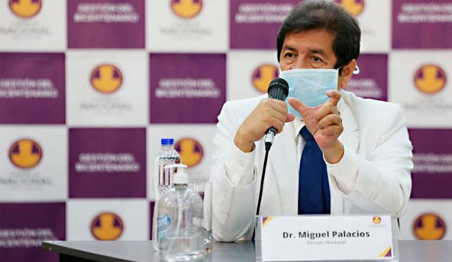 Miguel Palacios Celi, decano del Colegio Médico del Perú, resaltó el compromiso del Presidente de la República con el proceso de vacunación. Foto: Andina.