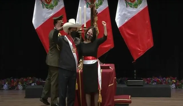 Pedro Castillo le tomó juramento el miércoles a Anahí Durand como ministra de la Mujer y Poblaciones Vulnerables. Foto: captura de YouTube