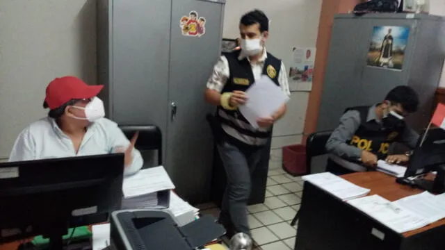 En la sede de la Policía Anticorrupción se investiga presunto soborno por obra. Foto: difusión