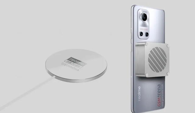Realme presentó su nuevo smartphone Realme Flash, el cual es compatible con la carga inalámbrica magnética. Foto: Hipertextual