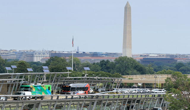 En Washington hubo una breve conmoción luego que se escucharan varios disparos en la estación de metro y autobuses situada a pocos metros del Pentágono. Foto: AFP