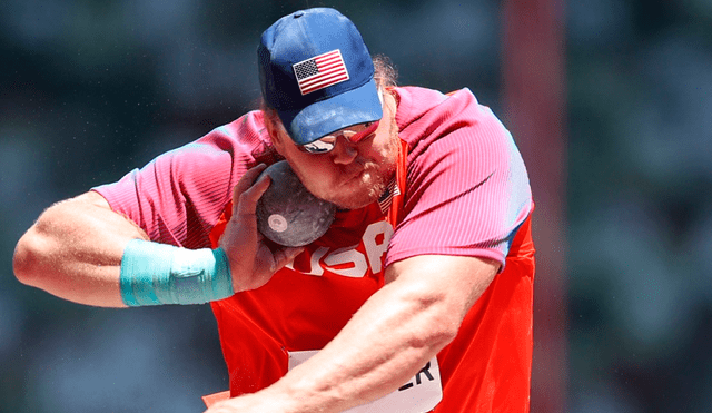 Ryan Crouser (Estados Unidos) bate tres veces el récord olímpico en lanzamiento de bala. Foto: AFP