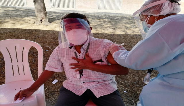 Continúa inmunización contra la COVID-19 a más piuranos. Foto: La República