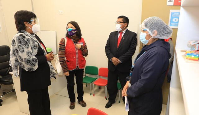 Ministra Durand realizó visitas inopinadas en centros de atención. Foto: Ministerio de la Mujer