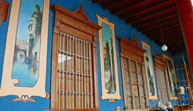 Los murales se ubican en el zaguán, en el patio principal y en la sala de exposiciones de la Casa Risco. Foto: Prensa UNT