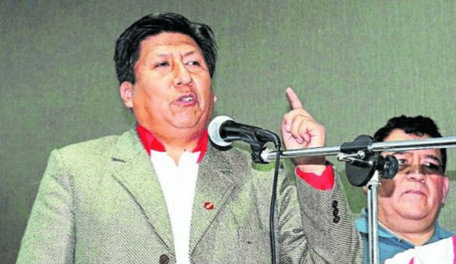 Waldemar Cerrón reemplazó a Alex Paredes como portavoz de la bancada de Perú Libre. Foto: GLR