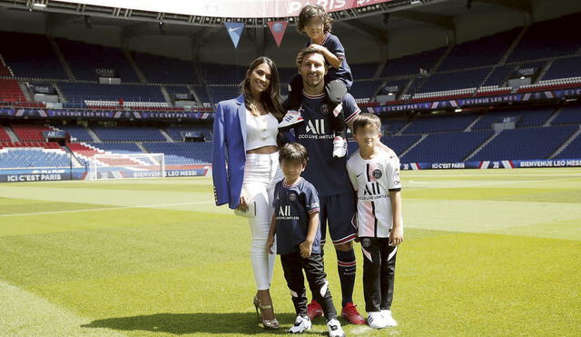 Soporte. Su esposa e hijos están con Messi en las buenas y las malas. Foto: Facebook de Lionel Messi