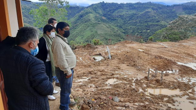 Vicegobernadora Angélica Bazán y el consejero regional Antonio Córdova supervisaron obras en San Ignacio. Foto: Gobierno Regional de Cajamarca