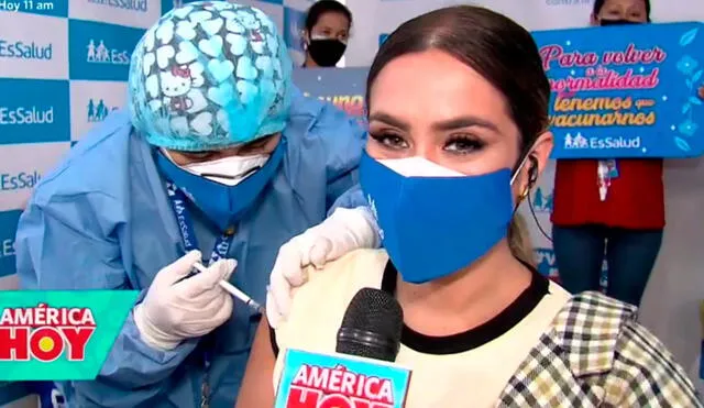 Durante un enlace desde su centro de vacunación, la hija de Gisela Valcárcel compartió  el momento en que recibió el pinchazo. Foto: captura/América TV