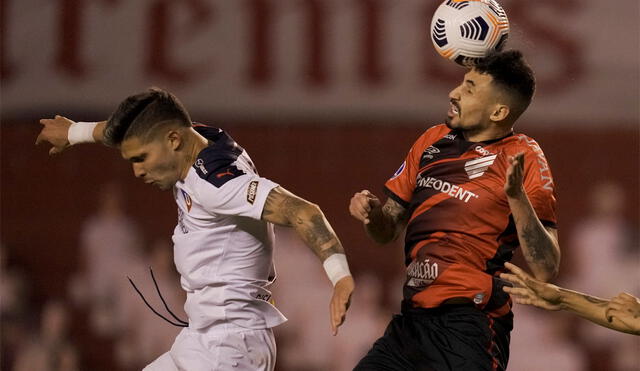 El duelo de vuelta Atlético Paranaense vs. LDU Quito se jugará en la Arena da Baixada, en Curitiba. Foto: AFP