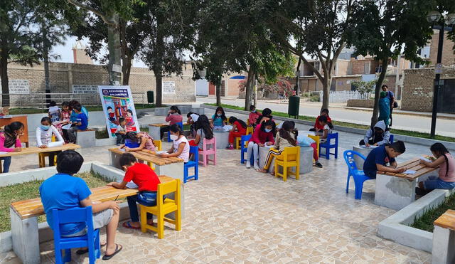El objetivo del proyecto es utilizar espacios al aire libre para promover la lectura. Foto: difusión