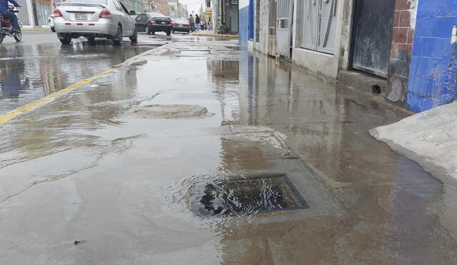 Ladrones utilizan la oscuridad de la noche o la tranquilidad de la madrugada para hurtar los medidores de agua. Foto: Epsel.