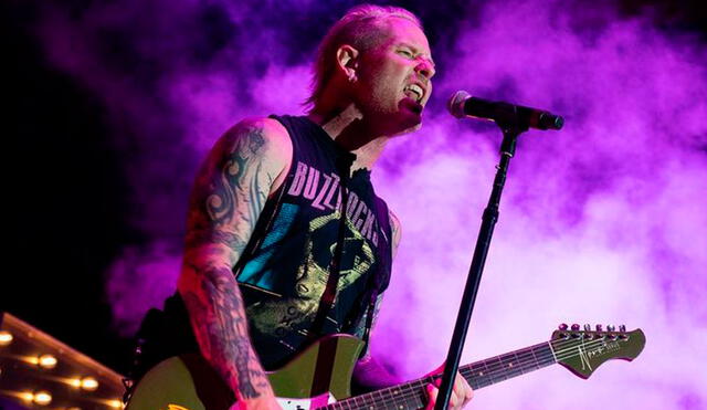 Con la voz entrecortada, el líder de la mítica banda de rock reveló que se encuentra delicado de salud. Foto: Corey Taylor/Instagram