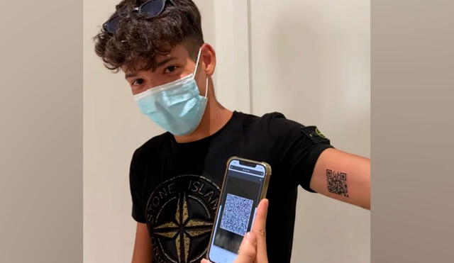 Andrea Colonnetta contó que no pensó mucho antes de hacerse su último tatuaje, pero que se decidió a hacerlo porque resultaba una opción práctica en el contexto actual. Foto: Telemundo