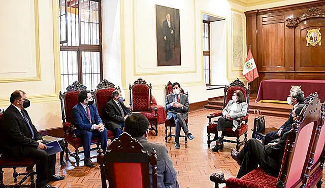 Forman comisión. Los rectores de universidades públicas están preocupados por el anunciado recorte de presupuesto. Foto: difusión