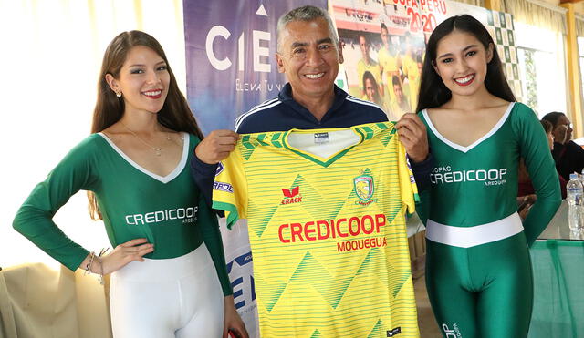 Luis "Puchito" Flores vuelve a dirigir en la Copa Perú en Moquegua Foto: Fredy Luminar