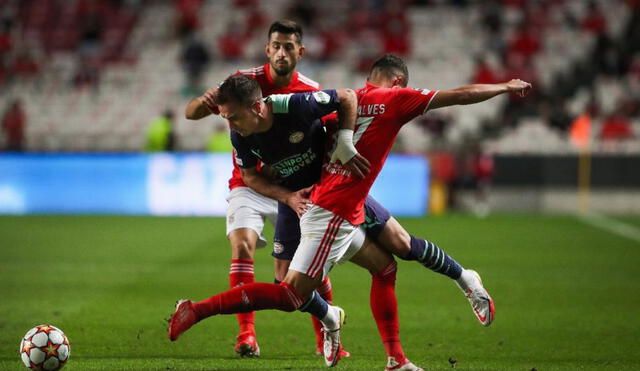 PSV vs. Benfica buscarán la victoria este martes 24 de agosto. Foto: EFE