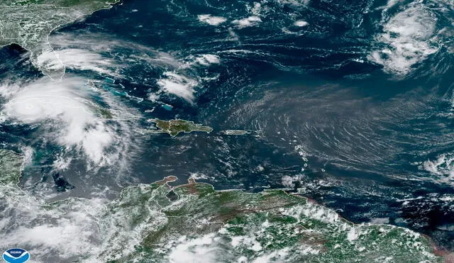 La tormenta tropical Ida se convirtió en huracán este viernes, horas antes de que impactara en Cuba y en su camino hacia la costa sur estadounidense. Foto: EFE/NOAA-NHC