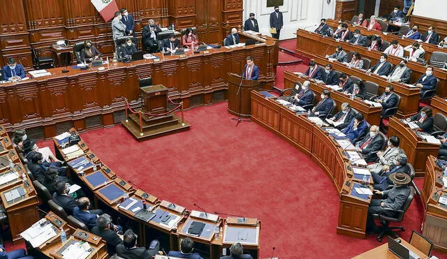 La embajada rusa no dio detalles sobre aquellos legisladores invitado. Foto: Congreso