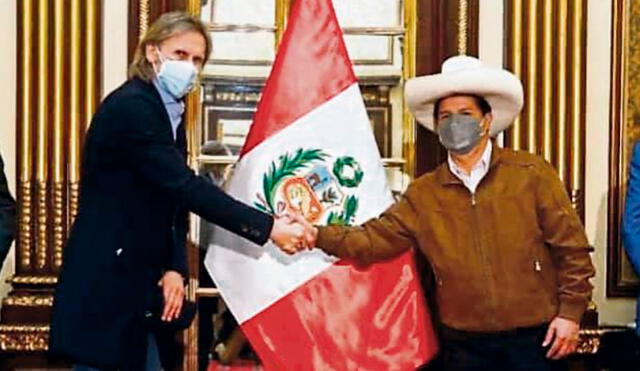 Ricardo Gareca y Pedro Castillo se reunieron en Palacio de Gobierno el último 14 de agosto. Foto: difusión