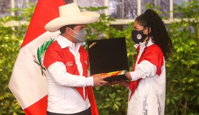 Angélica Espinoza ganó la primera medalla de oro para Perú en los Juegos Paralímpicos Tokio 2020. Foto: Twitter