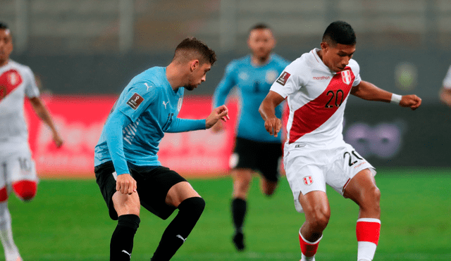 Renato Tapia y De Arrascaeta anotaron los tantos en el primer tiempo. Foto: EFE