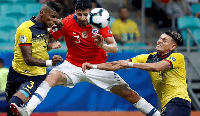 Chile intentará reencontrarse con la victoria frente al cuadro ecuatoriano que viene de batir a Paraguay en el primer duelo de la fecha triple por las Eliminatorias Qatar 2022. Foto: EFE