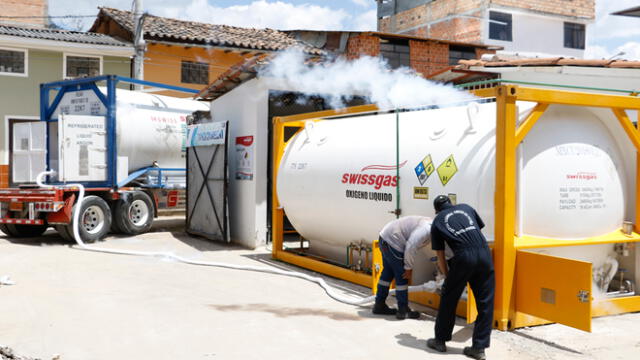 Llenado de oxígeno a isotanque del hospital de Amazonas. Foto: Legado de Juegos Panamericanos.