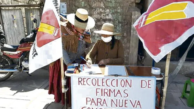 Recolección. Comuneros firmaron planillones en Puno.