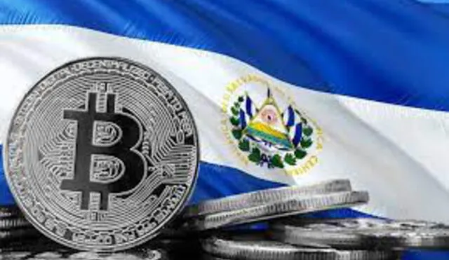 Hace tres meses la Asamblea Legislativa de El Salvador aprobó la ley Bitcoin pero los ciudadanos aún esperan mayor información sobre el impacto de esta medida. Foto: Internet