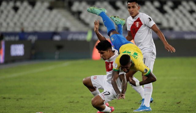 Luis Iberico ya ha jugado en un partido Perú vs. Brasil. Foto: EFE