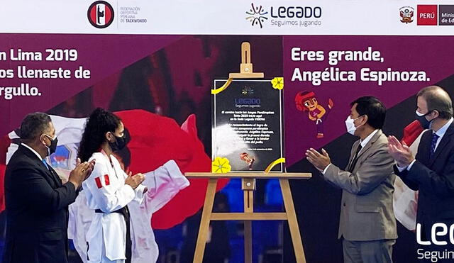 Angélica Espinoza consiguió la medalla de oro en la categoría K44-49 kilos. Foto: Twitter/ Legado