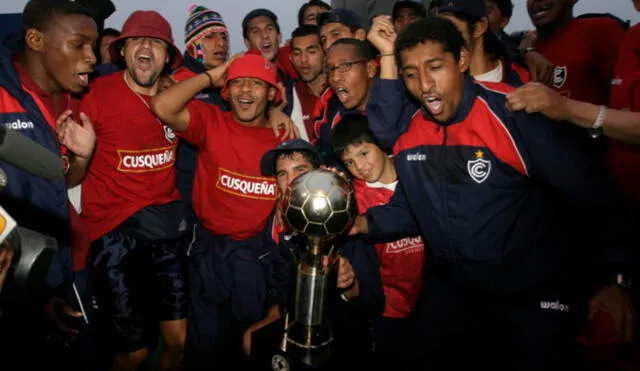 Cienciano llegó a la definición de la Recopa Sudamericana como campeón de la Copa Sudamericana 2003. Foto: Difusión