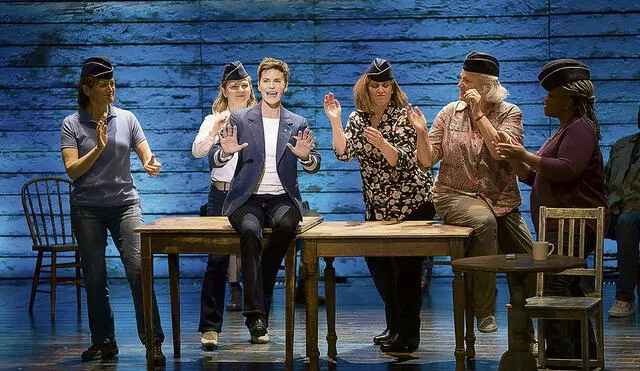 El musical Come from away se estrenó en Broadway en el 2017 con 12 actores que interpretaron varios personajes a la vez. Foto: difusión